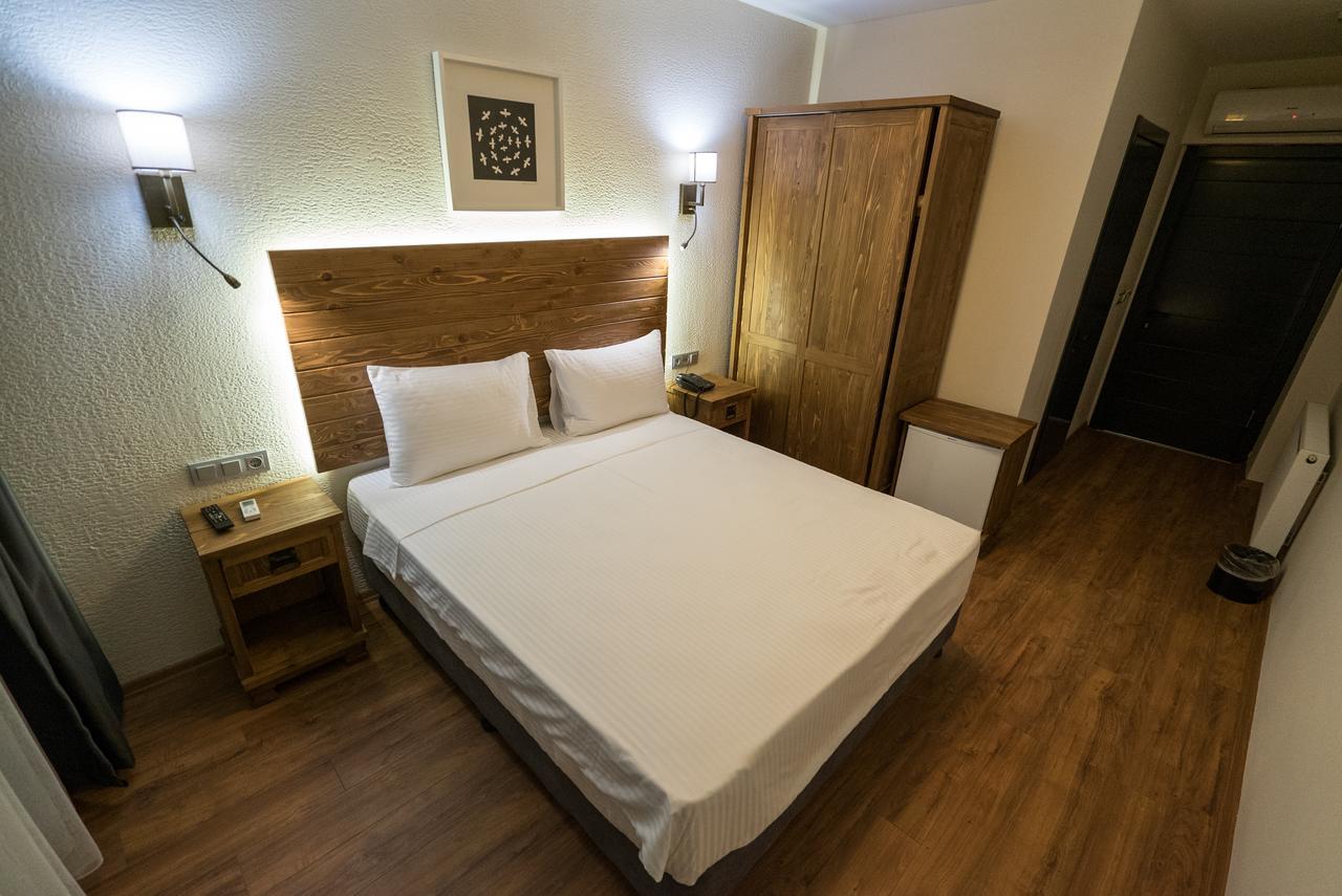 8 Rooms Hotel Γκελίμπολου Εξωτερικό φωτογραφία